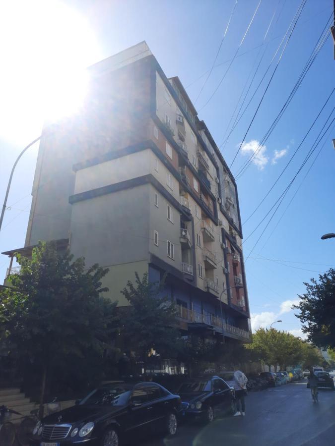 Ferienwohnung SleepIn Shkodra Exterior foto